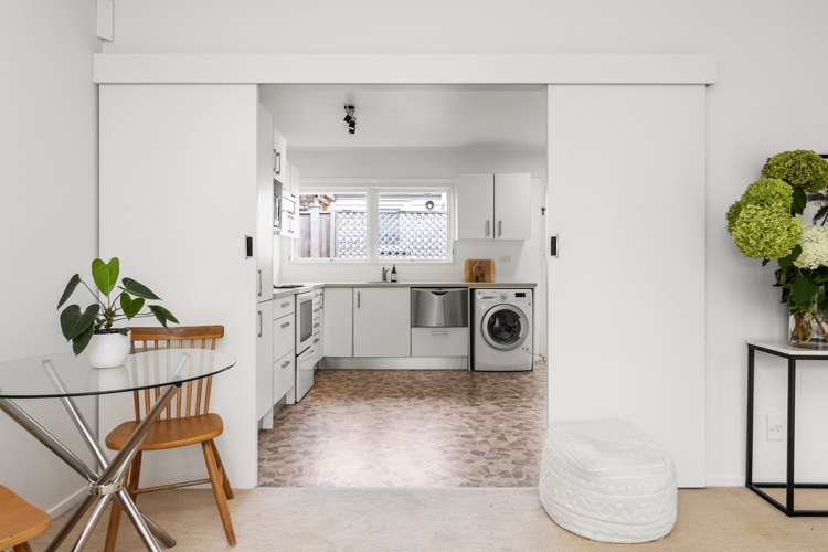 2/13 Brixton Road Mount Eden_7