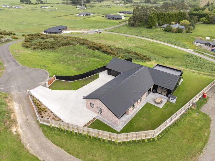 29 Tuscany Way Fitzherbert_16