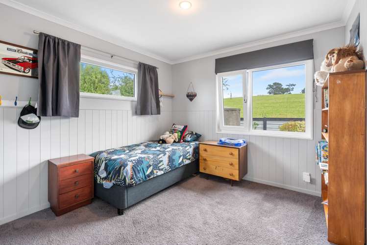 14 Frances Street Taieri Mouth_11