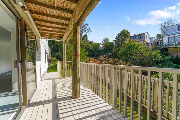 95B Fairclough Road Beach Haven_14