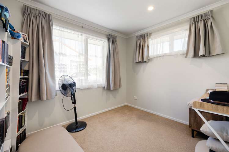 8 and 8A Bartholomew Drive Nawton_16