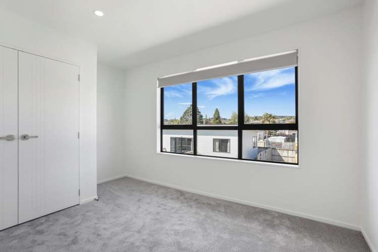 4/8 Rosier Road 1665_10