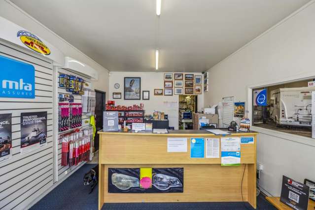 1/1-5 Cebel Place Albany_3