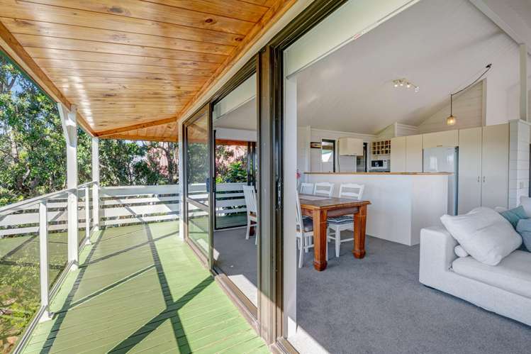 13 Moffat Road Red Beach_8