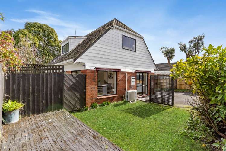 2/3 Brian Avenue Forrest Hill_13