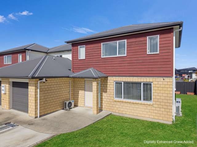 Generous Townhouse Living in Huntington