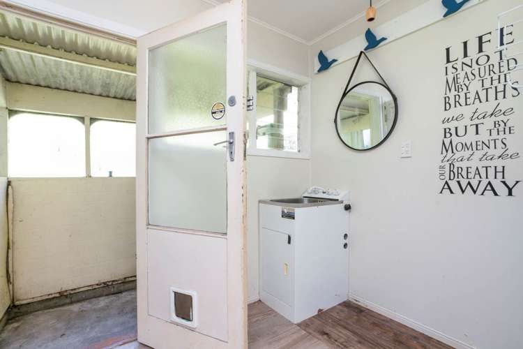 65a Glengarry Road Glen Eden_12