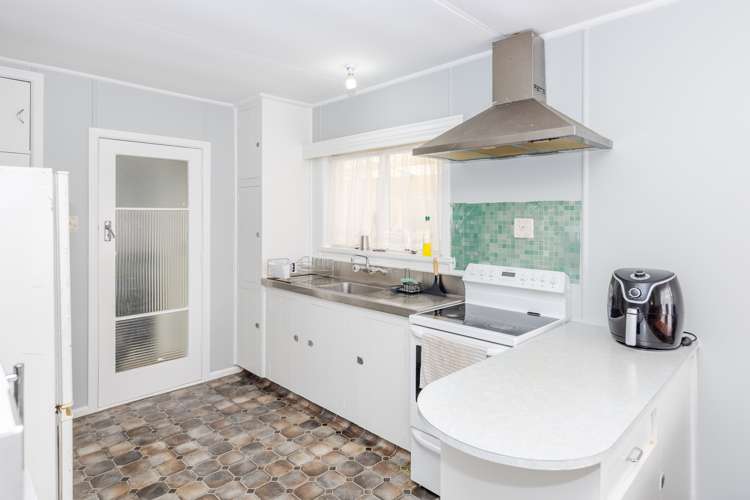 6 Liston Crescent Hillcrest_10