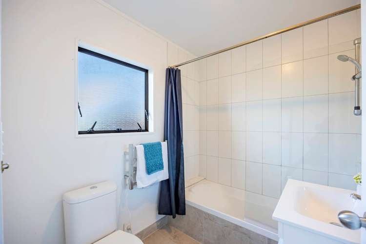 29b Stewart Road Mount Albert_16