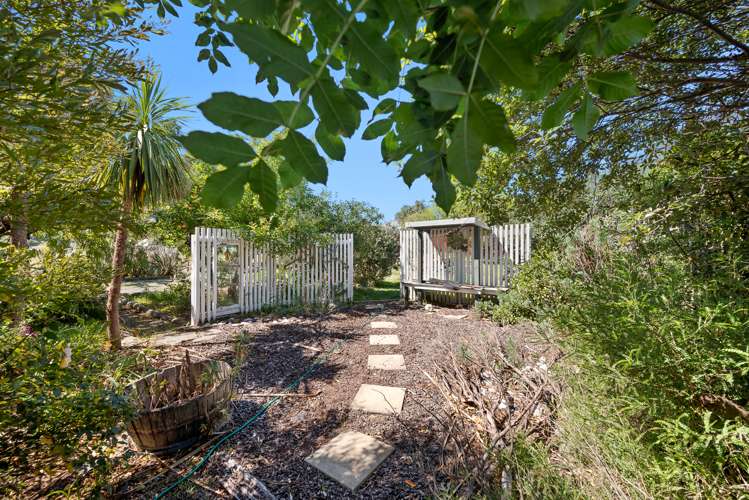 8 Karaka Street Rarangi_17