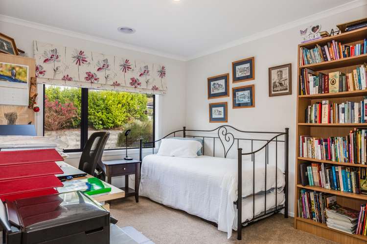 24 Margaret Shields Avenue Aotea_18