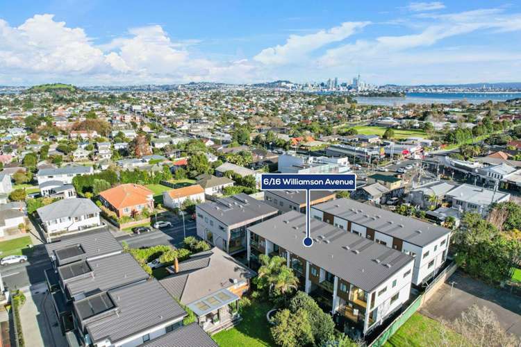 6/16 Williamson Avenue Belmont_7