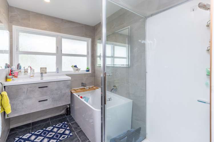 8b Enderley Avenue Enderley_7