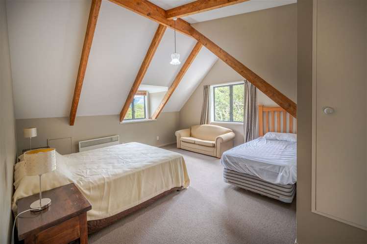 6888e Christchurch Akaroa Road Takamatua_10