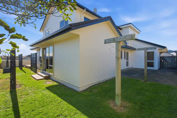 1 Stafford Rise Owhata_24