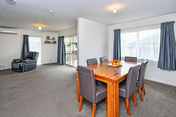 2/19 Cameron Street Papakura_12