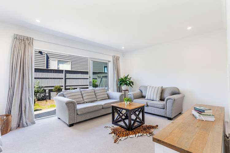 7 Peihana Road Hobsonville_8