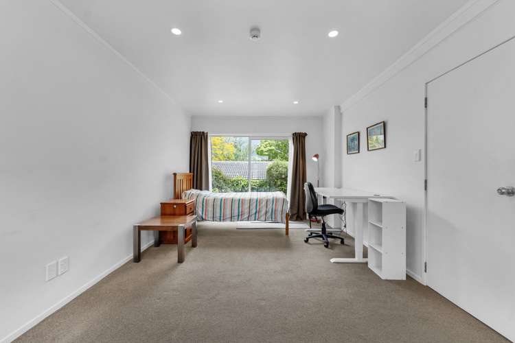 4 Seakens Way Glen Eden_10