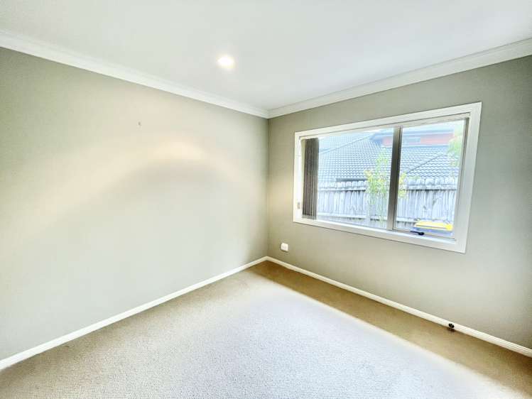 24 Sapperton Drive Henderson_11