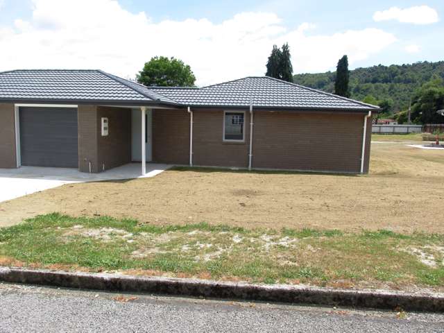 6 Church Street Reefton_2