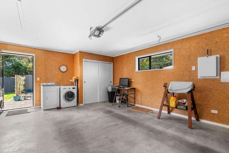 12 Maple Grove Masterton_15