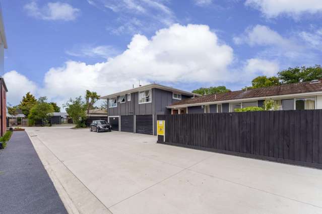 Top School Zones, Outdoor Living & Garage