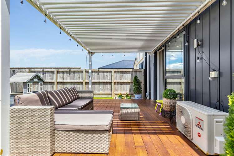 2/62 Cabourne Drive Glenview_12