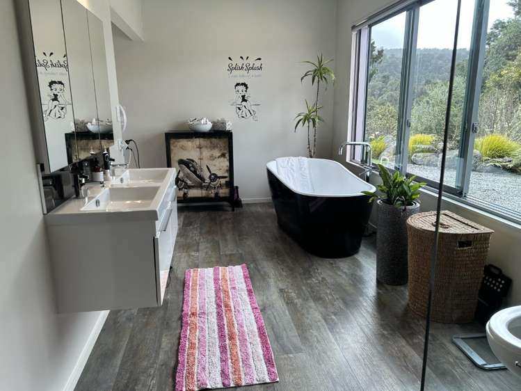 1149 Marsden Road 10446_13