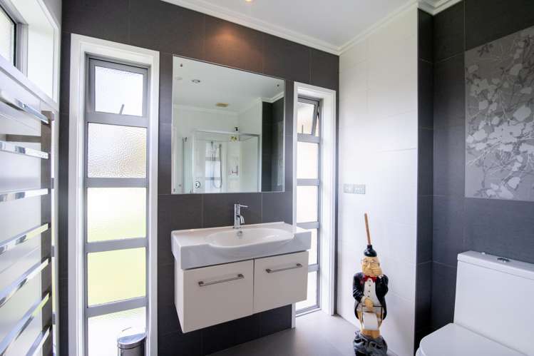 30 Lloyd Drive Wainui_27