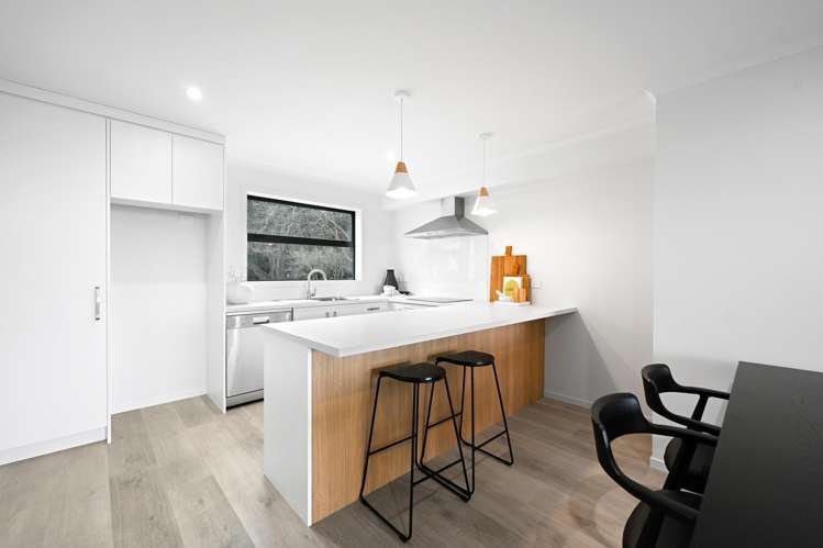 3/12 Ruakiwi Road Hamilton Lake_7