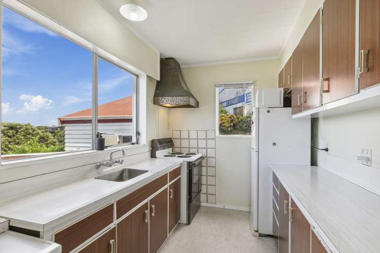 2/46 Maupuia Road Miramar_11