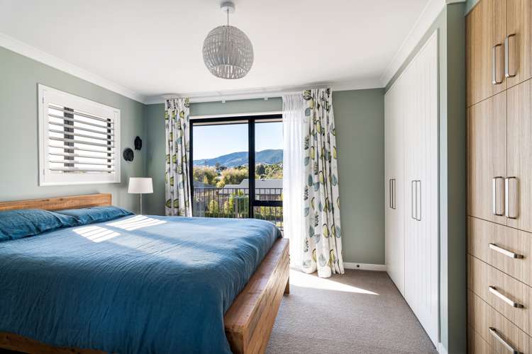 65 Washbourn Drive Richmond_8