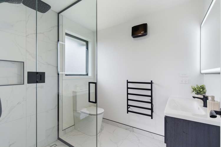 99 Hoffman Court Waikiwi_14