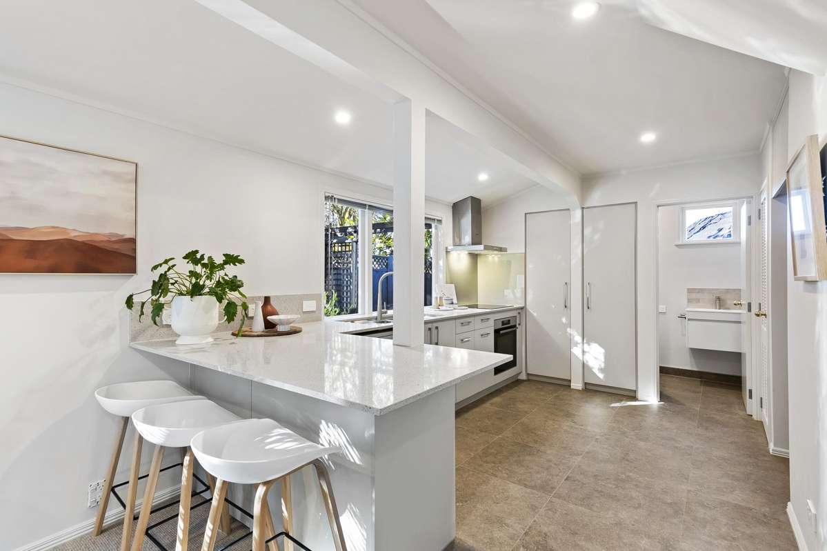 29E St Stephens Avenue_3