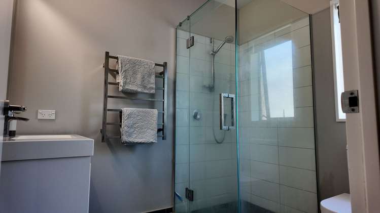 34 Fairwater Road Warkworth_15