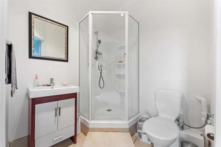 1228 Sandspit Road Sandspit_17