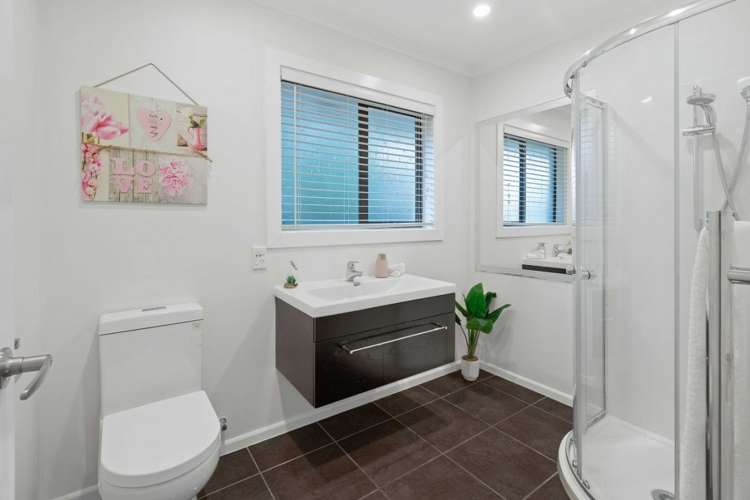 58 Bentley Street Russley_25