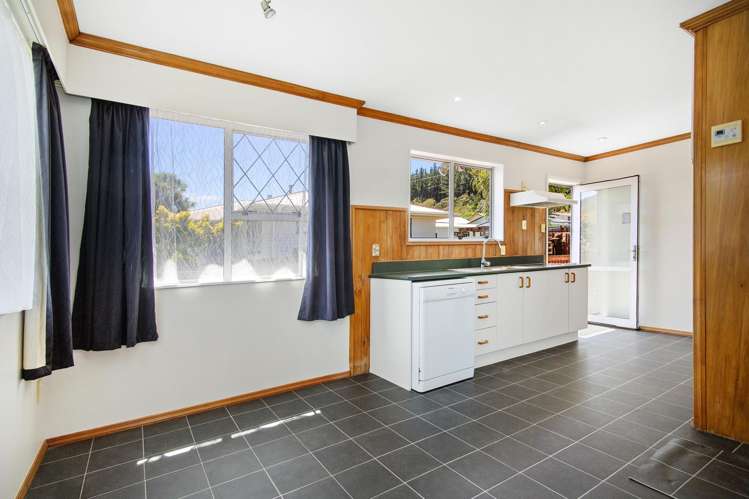 30 Belgrave Street Wainuiomata_5