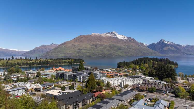 9 Edgar Street Queenstown_24