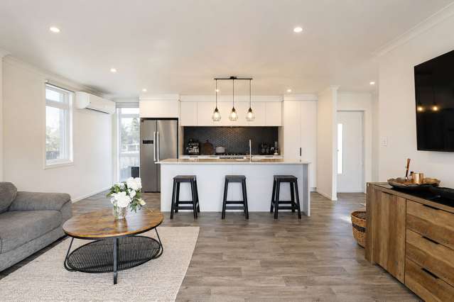 147 Devon Street West Hillcrest_3