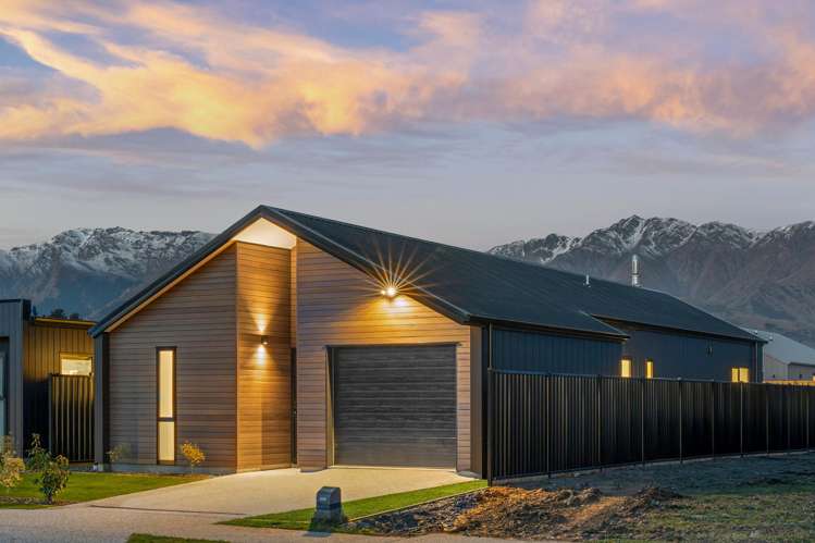 51 Gillespie Street Lake Hawea_1