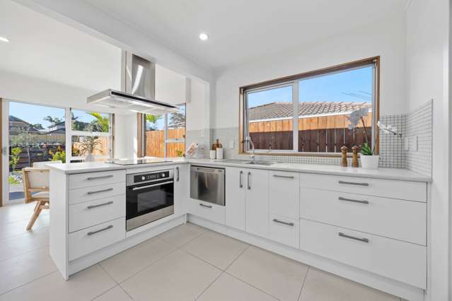 16 Maugham Drive Bucklands Beach_4