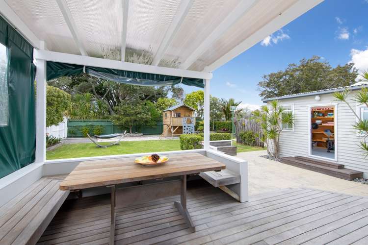 32 Walford Road Point Chevalier_14