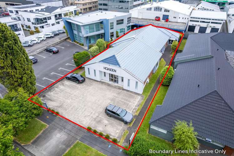 1-2/11 Clifton Road Hamilton Central_1