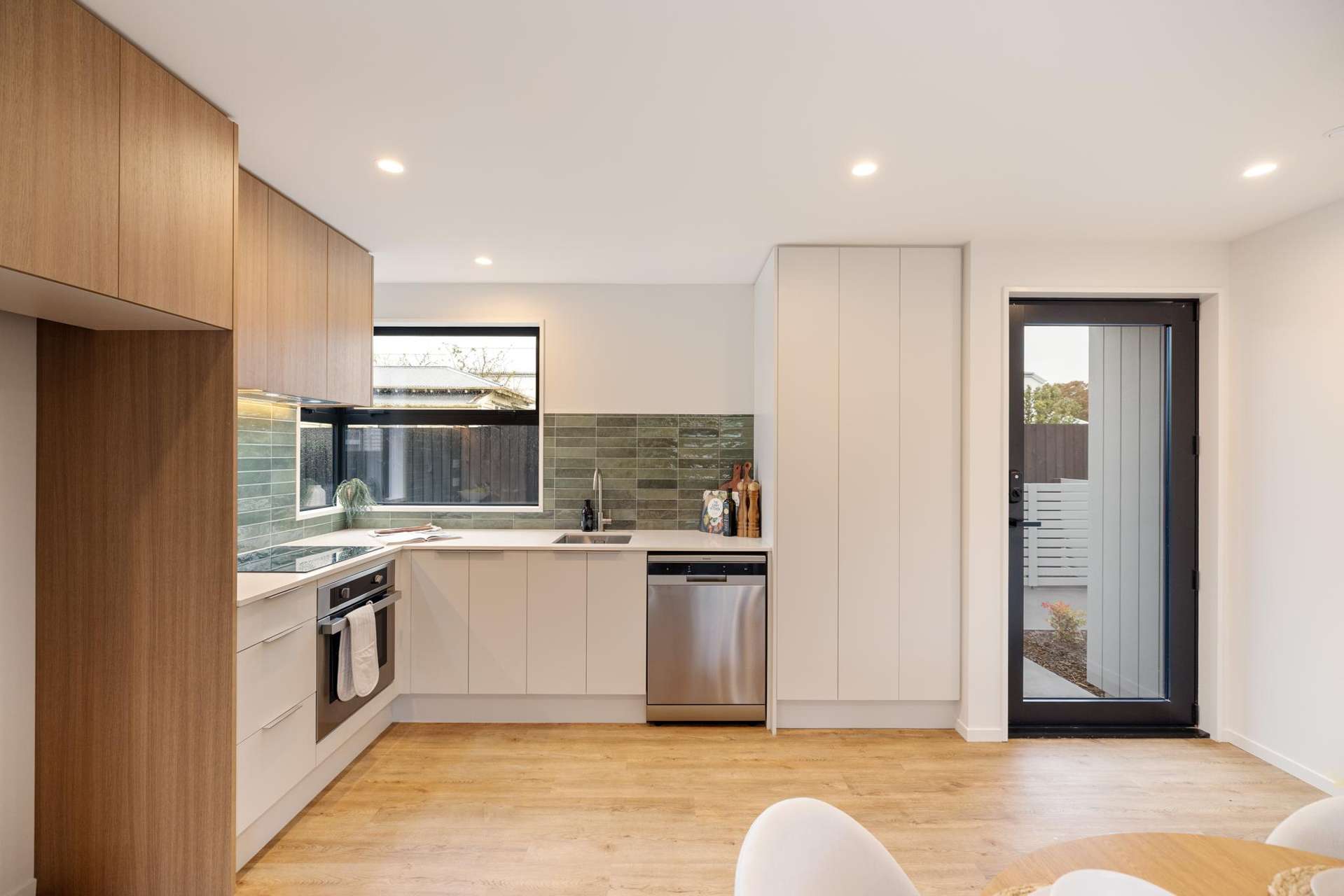 5/106 Wildberry Street Woolston_0