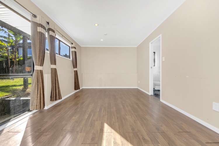 78 Gills Road Bucklands Beach_12