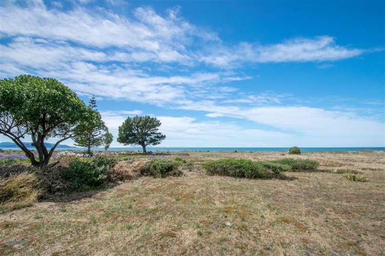 48 Rarangi Beach Road Rarangi_14