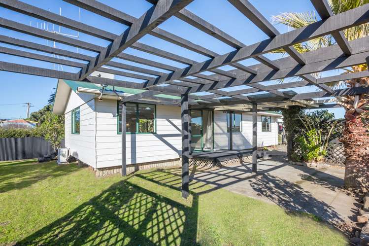 16b Karaka Street Otaki Beach_8