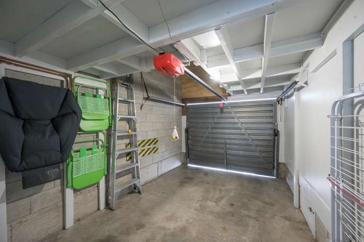 1/25 Kipling Crescent Stoke_11