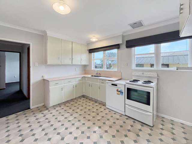 96 Fairs Road 10929_1